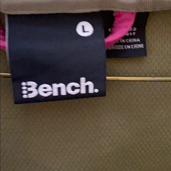 BOGO!! Women Windbreaker - Picture 2 of 6